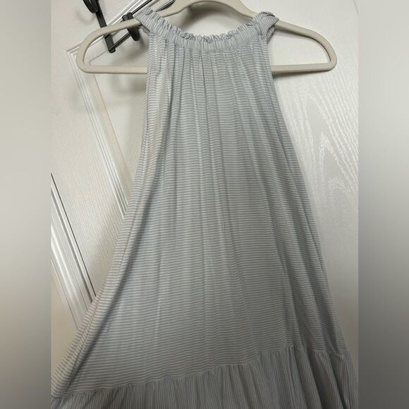 Loft Striped Ruffle Halter Flounce Top Size Large NWOT blue white - Picture 6 of 13